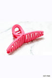 .._ TWISTED HAIR CLAW CLIPS: BLACK-158415 / OS